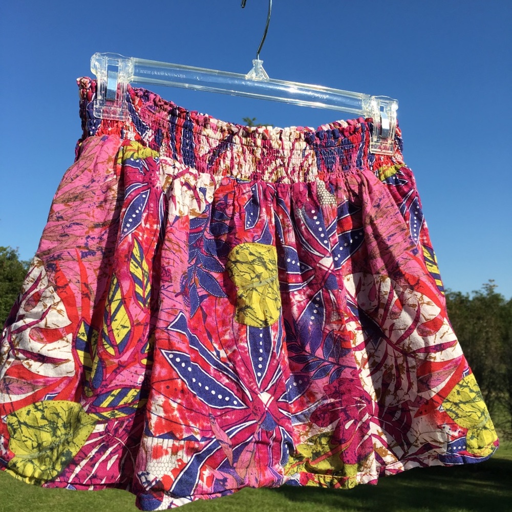 Magenta Floral Y2K Mini Flounce Skirt w/ Pockets